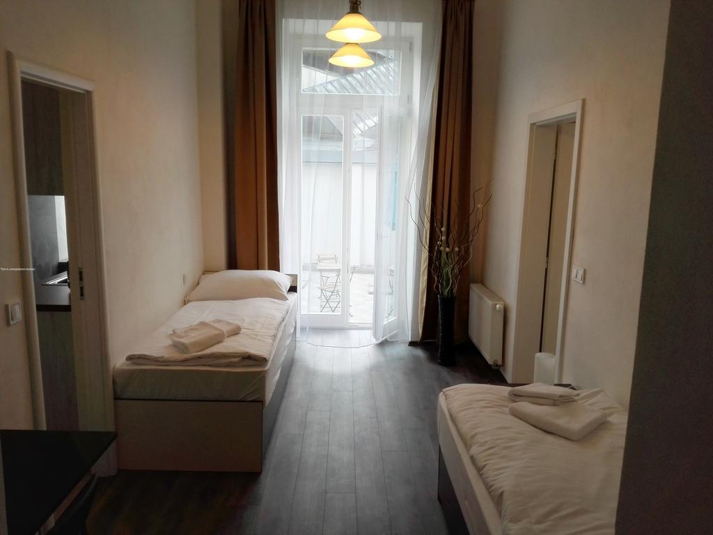 Residence Vysta Прага Екстер'єр фото